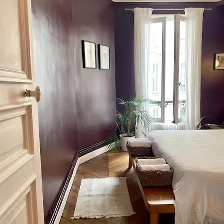 公寓 Parishome! Double Balcony, Art & Designer Touches