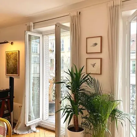 Parishome! Double Balcony, Art & Designer Touches 公寓
