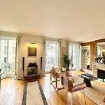 Parishome! Double Balcony, Art & Designer Touches