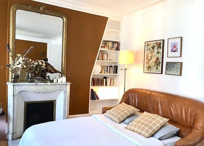 Parishome! Double Balcony, Art & Designer Touches アパート パリ