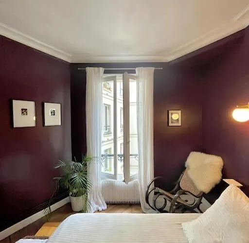 Parishome! Double Balcony, Art & Designer Touches アパート パリ