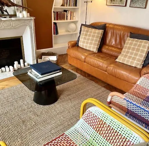 Parishome! Double Balcony, Art & Designer Touches アパート